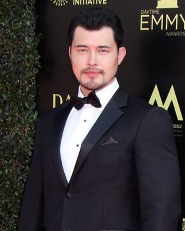 Spencer Neville Brings Horny Gay Derrick Back To Days Of Our Lives