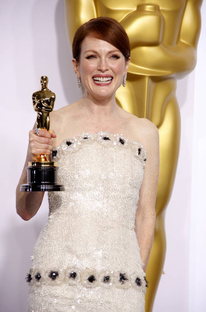 Relive As The World Turns Alum Julianne Moore's Oscar Win! (PHOTOS) -  Daytime Confidential