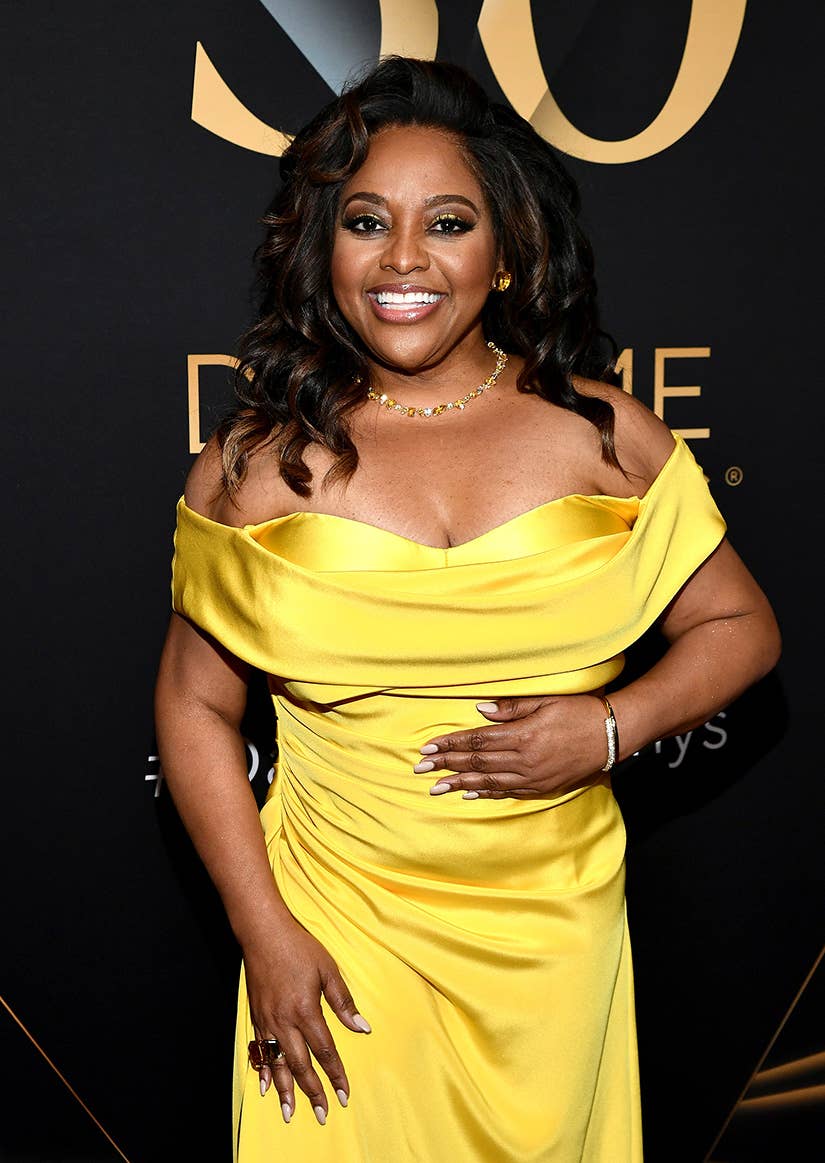 sherri shepherd gold dress HOLLYWOOD CHAMBER OF COMMERCE TO HONOR ACTRESS/COMEDIENNE SHERRI SHEPHERD  WITH STAR ON THE HOLLYWOOD WALK OF FAME AS SHE CELEBRATES 30 YEARS IN THE  BIZ!