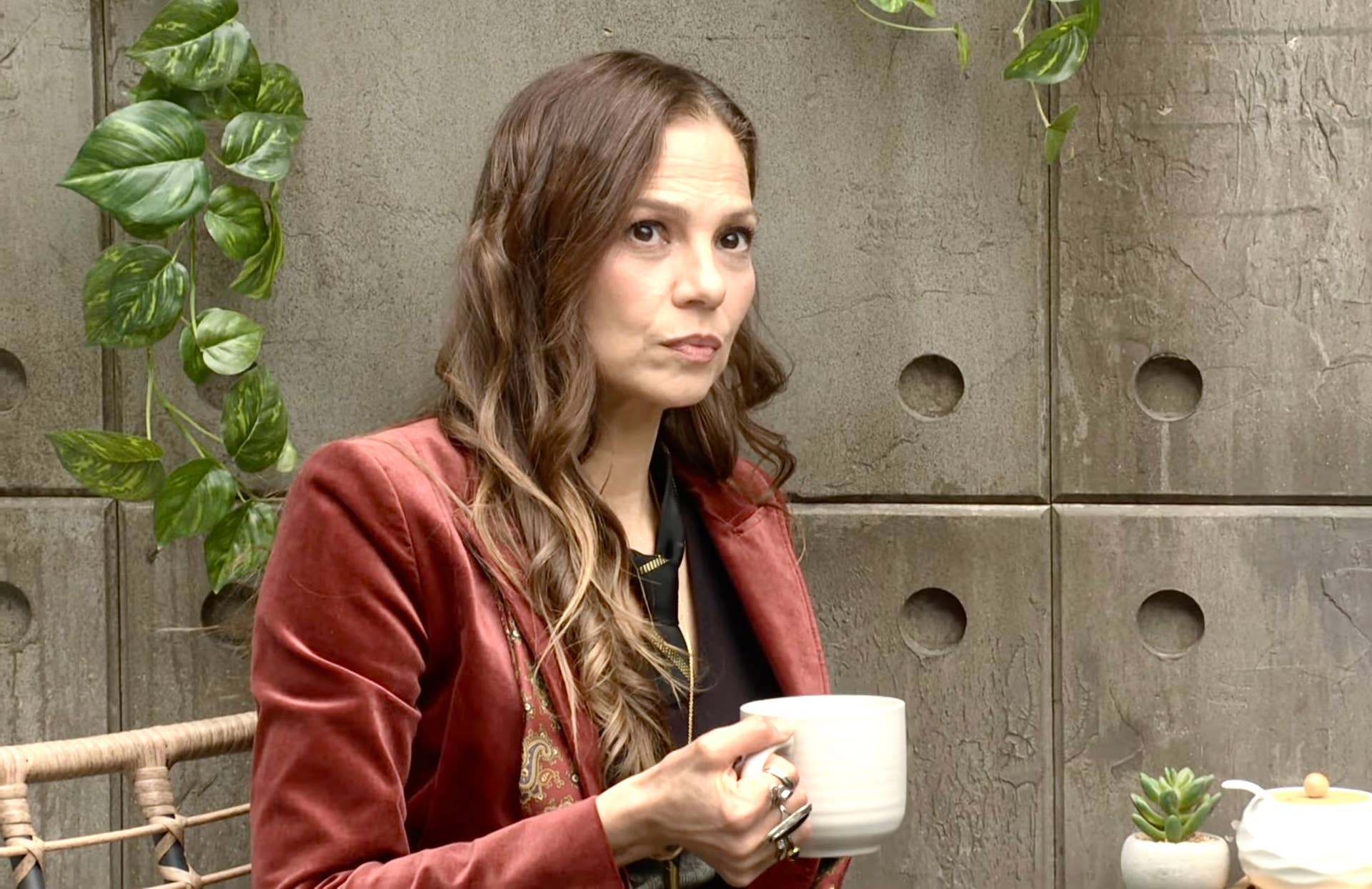 Sienna’s Identity Stuns Nick [Recap] - Daytime Confidential
