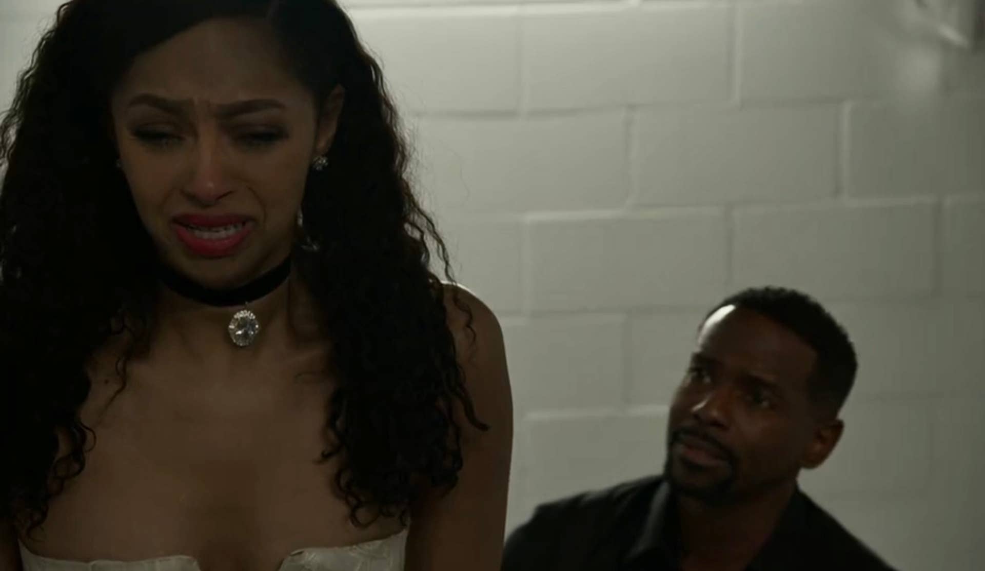 Ted Begs Kat to Save Eva! [Recap]