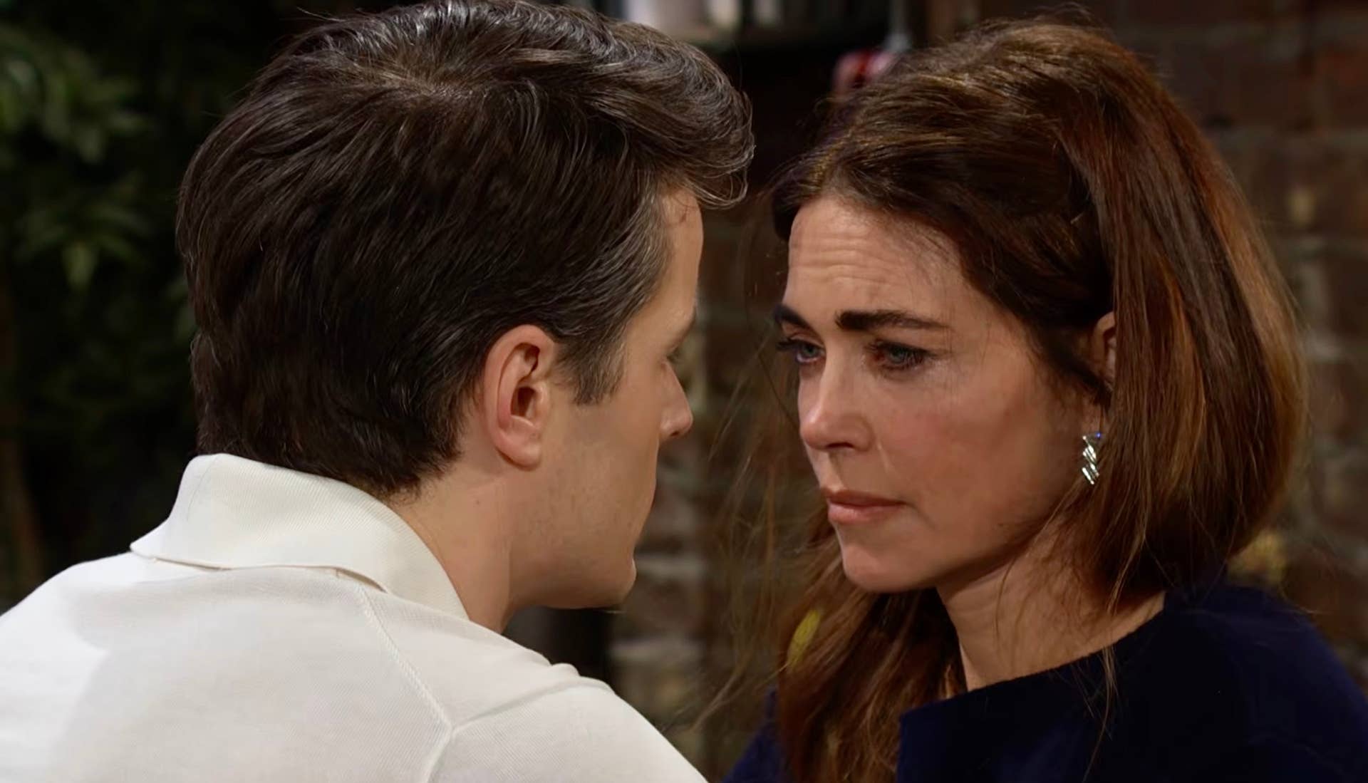 Will Kyle and Victoria Give in to Temptation? [Promo] - Daytime Confidential