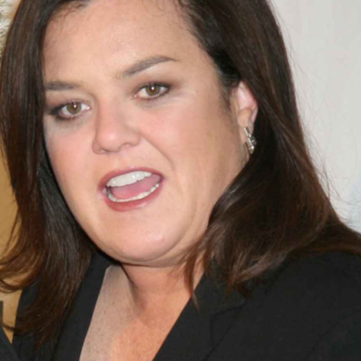 NBC, you're missing a lot of close-ups of Taylor': Rosie O'Donnell