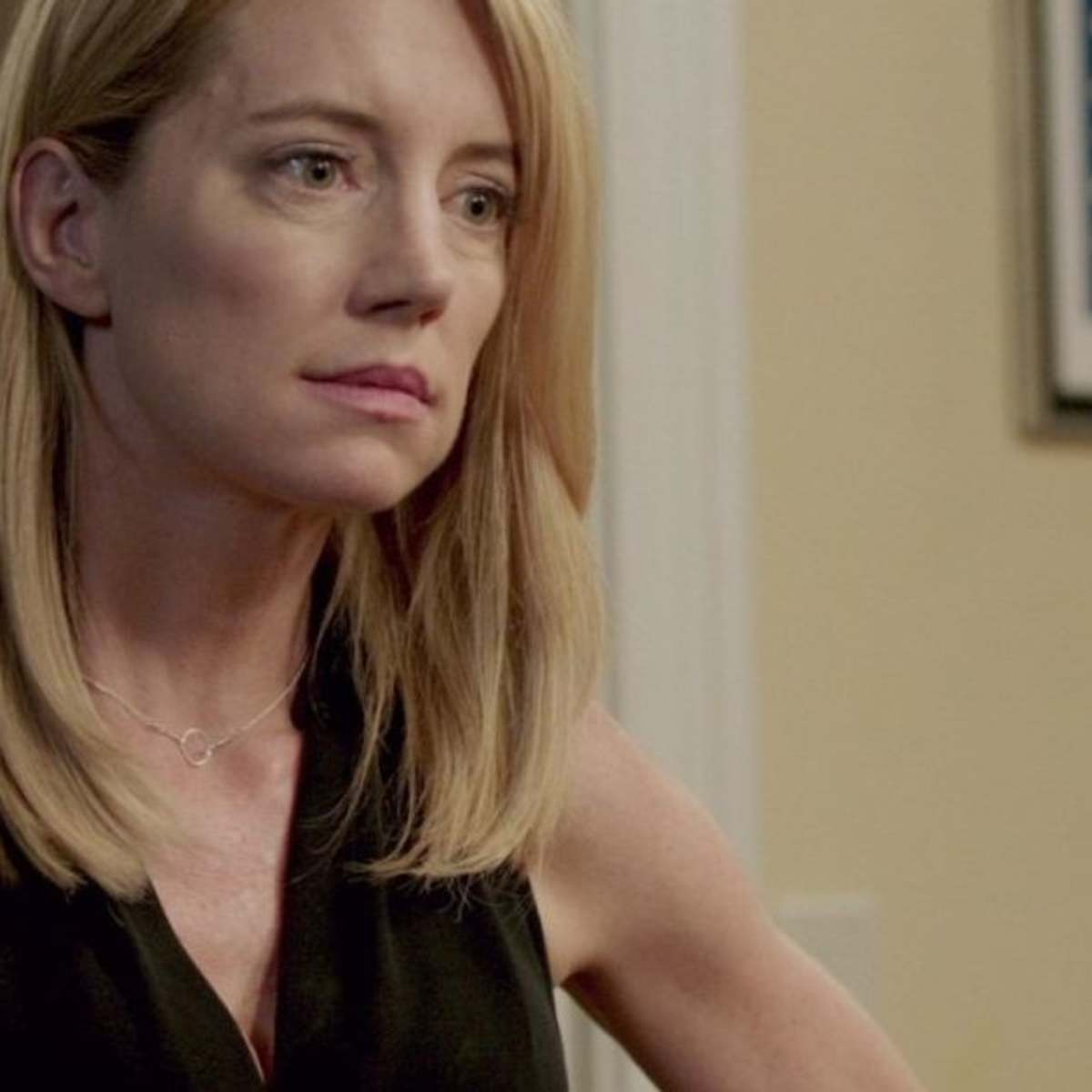 I cant get no sleep insomnia. I'm exhausted because we swam all day. Cynthia exhausted because she. Cynthia exhausted because she. Синтия эриво чужак.