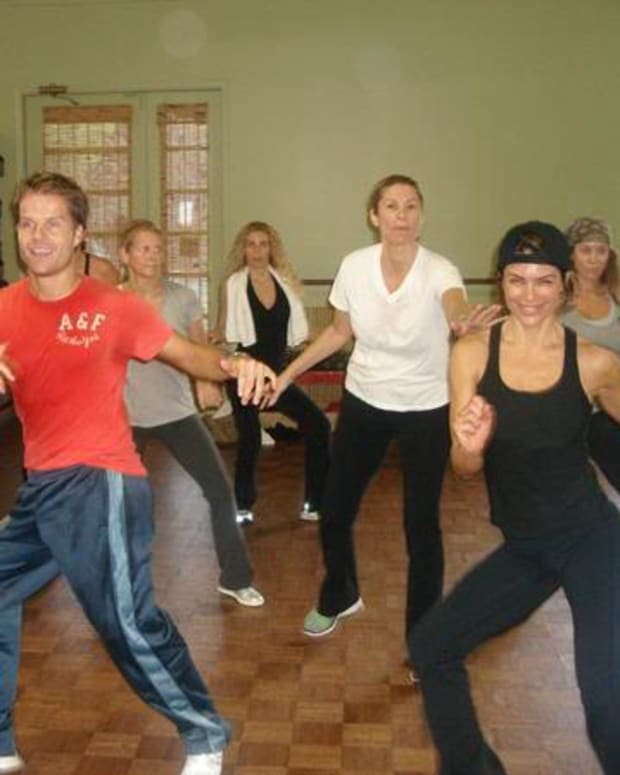 Lisa rinna aerobics sales