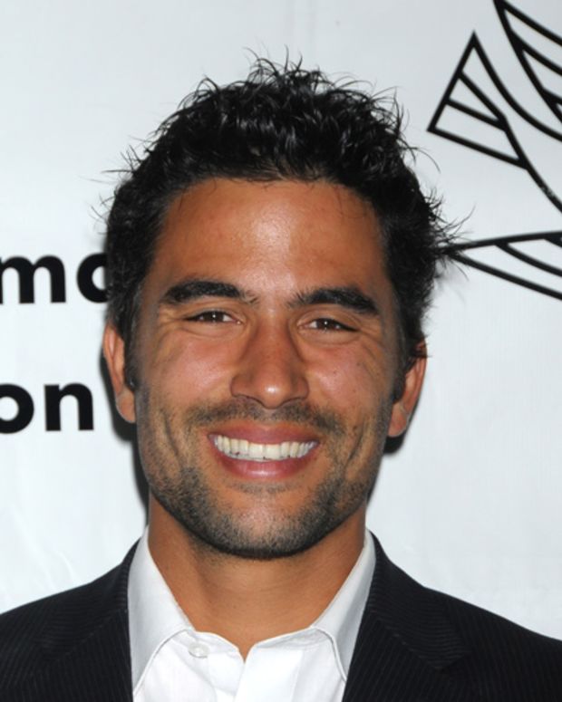 Ignacio Serricchio ghost whisperer