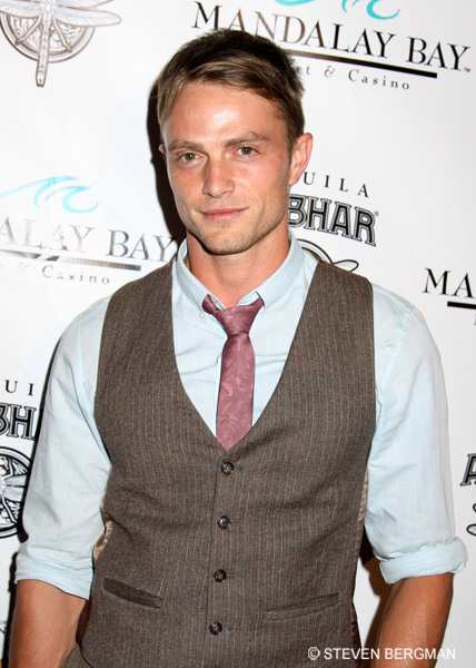 Wilson Bethel OUT at Y&R - Daytime Confidential