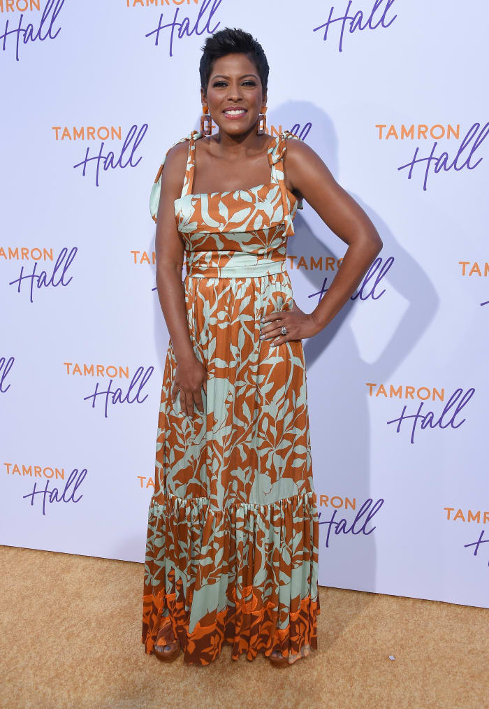 Tamron Hall Show Gets the Green Light For Second Season - Daytime - Tamron Hall Height – Daytime TV Queen’s Height Exposed