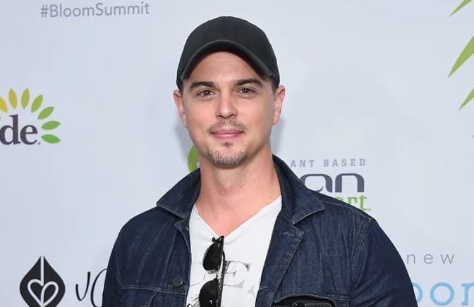 The Bold And The Beautiful's Darin Brooks Calls Wyatt's Love Life "a ...