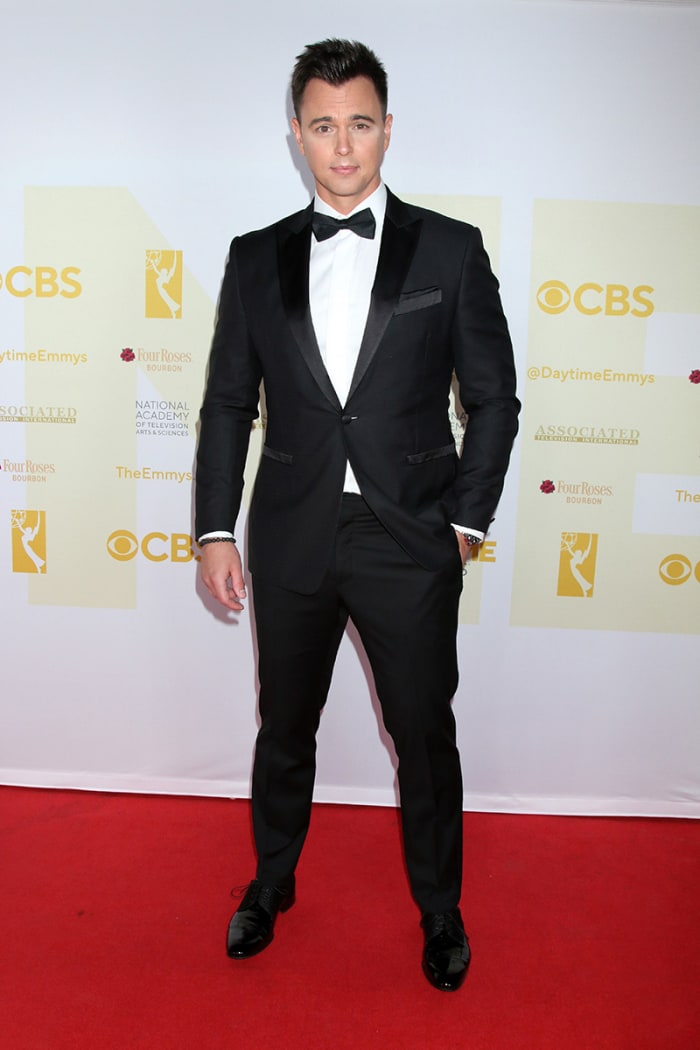 Daytime's Leading Men Bring The Heat on The 48th Annual Daytime Emmy ...