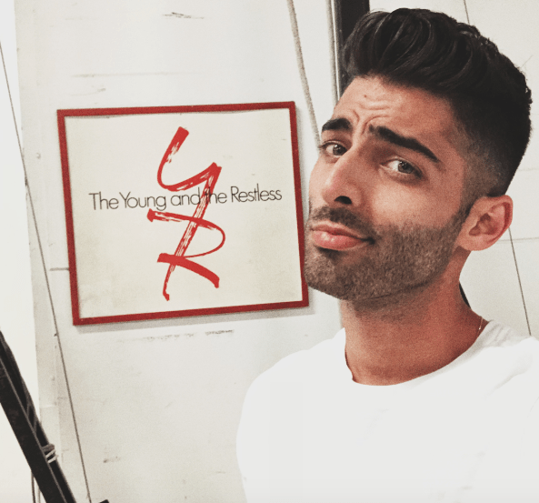 Jason Canela Gets a Contract on The Young and the Restless - Daytime ...