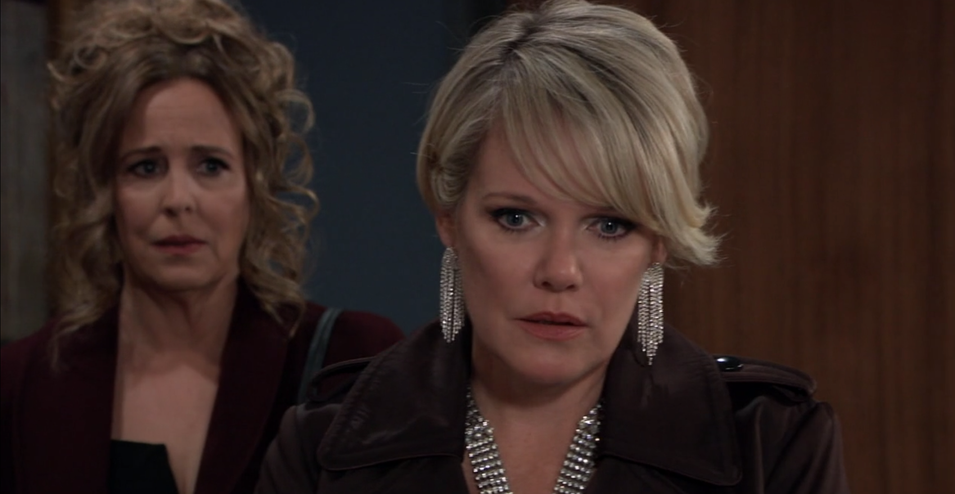 Perkie's Observations: Laura Calls on Julian to Help Ava ...