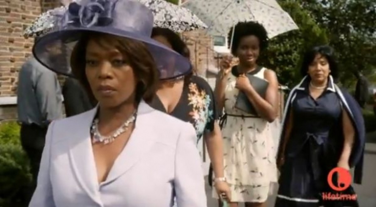 The View Stars of Lifetime’s Steel Magnolia Next Week