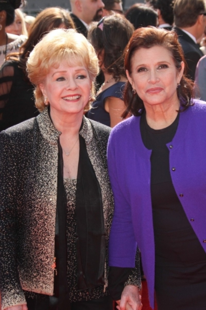 Carrie Fisher To Present At 40th Annual Daytime Emmy Awards - Daytime 