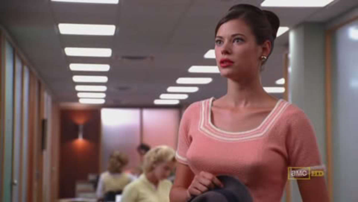 The 10 Hottest Women On Mad Men | Complex
