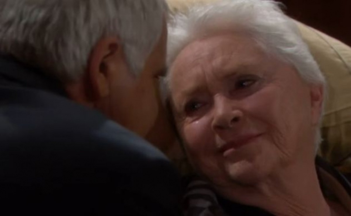 Bold and Beautiful SHOCKER: Stephanie Changed Her Will! - Daytime Confidential