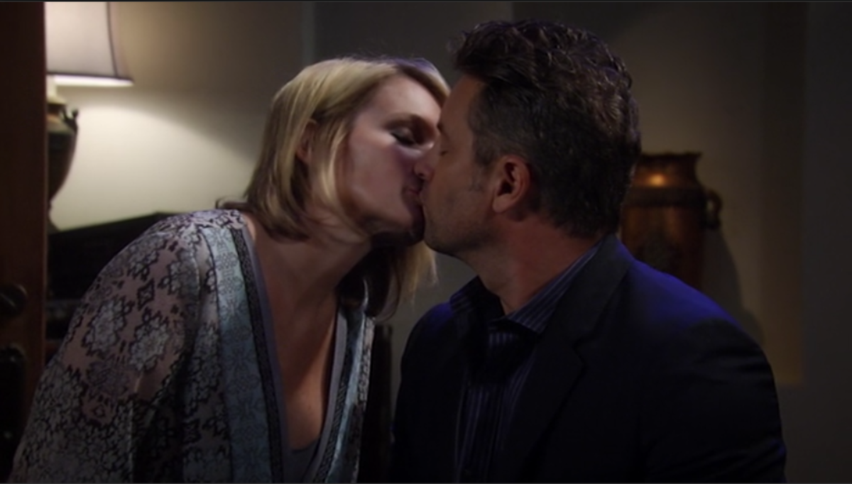 Perkie S Observations Ava And Nikolas Make The Best Of A Bad Situation On General Hospital