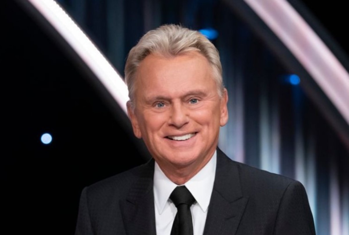 Pat Sajak Returning to Host Celebrity Wheel of Fortune in October ...