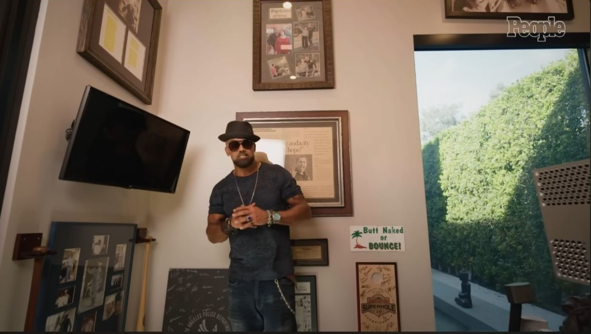 WATCH: Shemar Moore Shows Off Dream Home to People Magazine (VIDEO ...