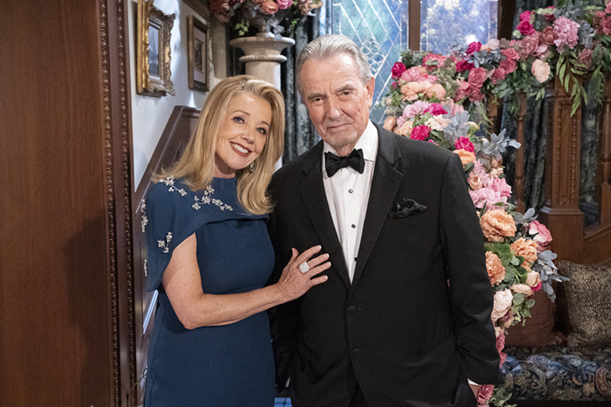 The Young and the Restless Cast Celebrates 13,000 Episodes! - Daytime Confidential