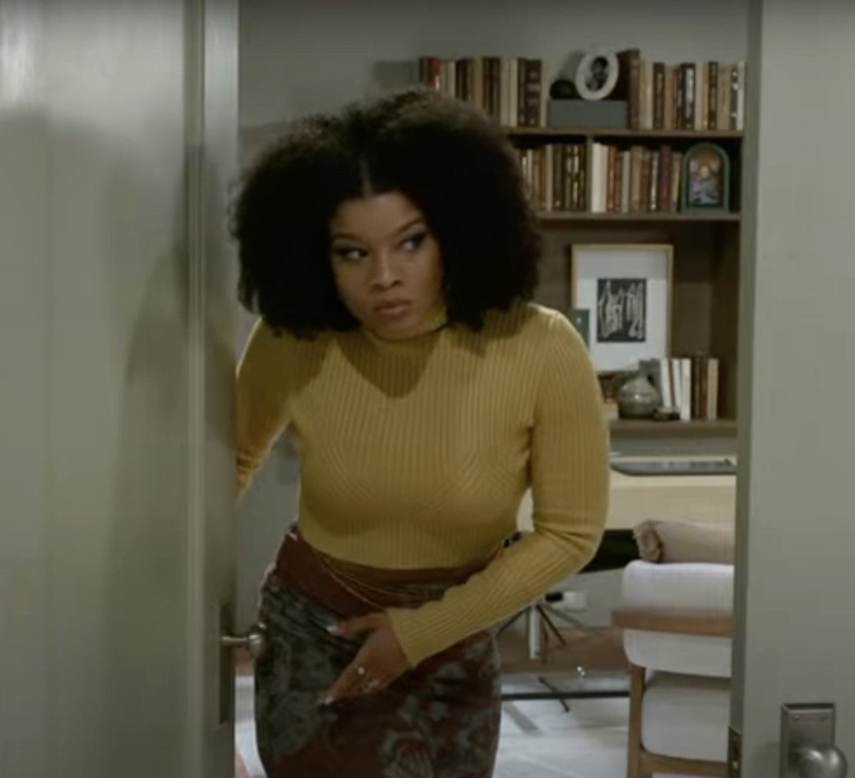 Beyond The Gates: Eva Infiltrates Her Father's House - Daytime Confidential